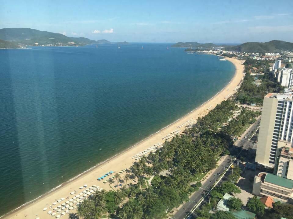 Infinity Sea View Apartment Nha Trang Exterior foto