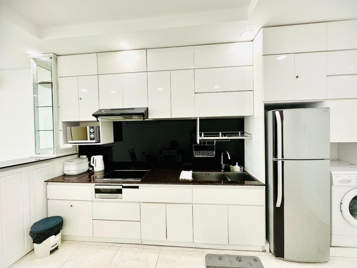 Infinity Sea View Apartment Nha Trang Exterior foto