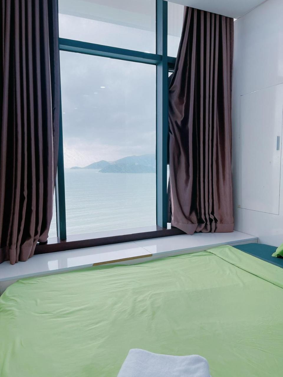 Infinity Sea View Apartment Nha Trang Exterior foto