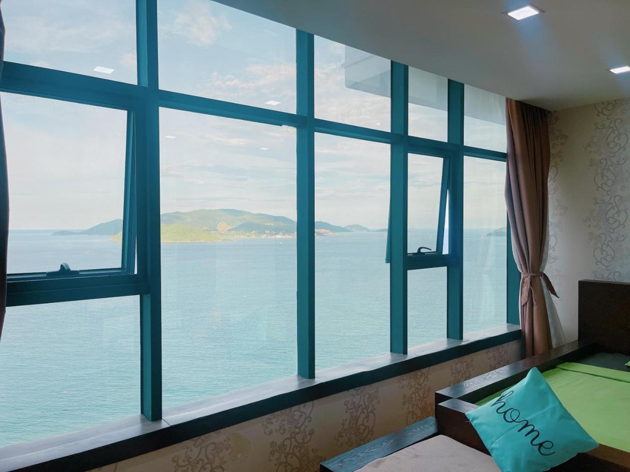 Infinity Sea View Apartment Nha Trang Exterior foto