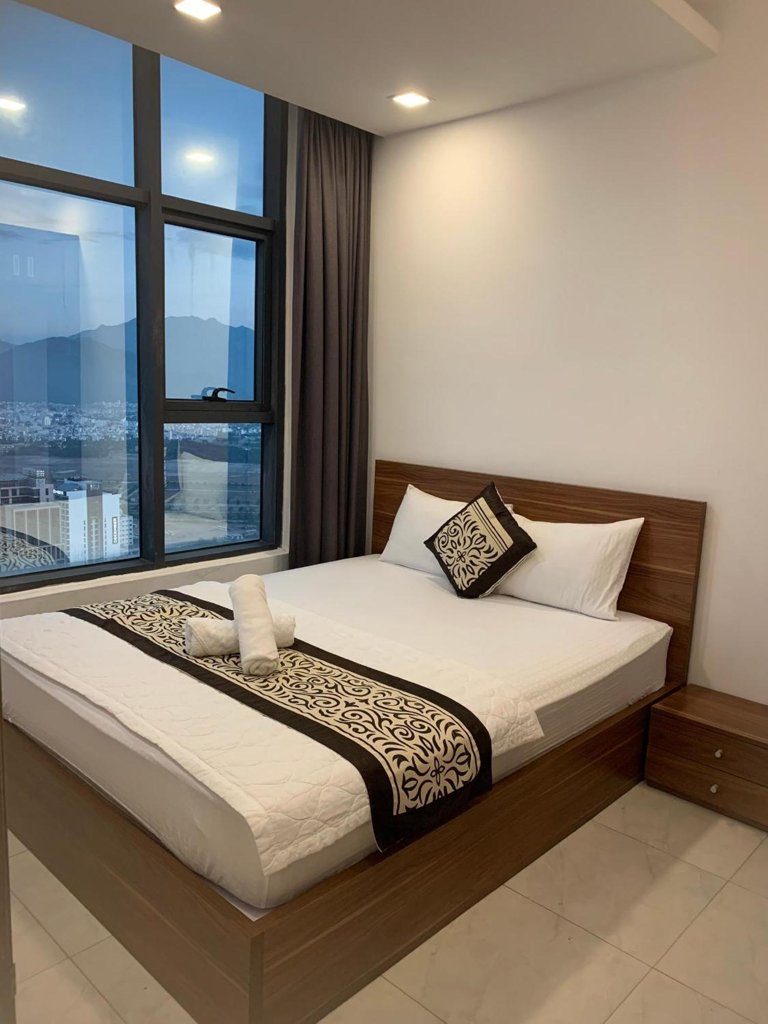 Infinity Sea View Apartment Nha Trang Exterior foto