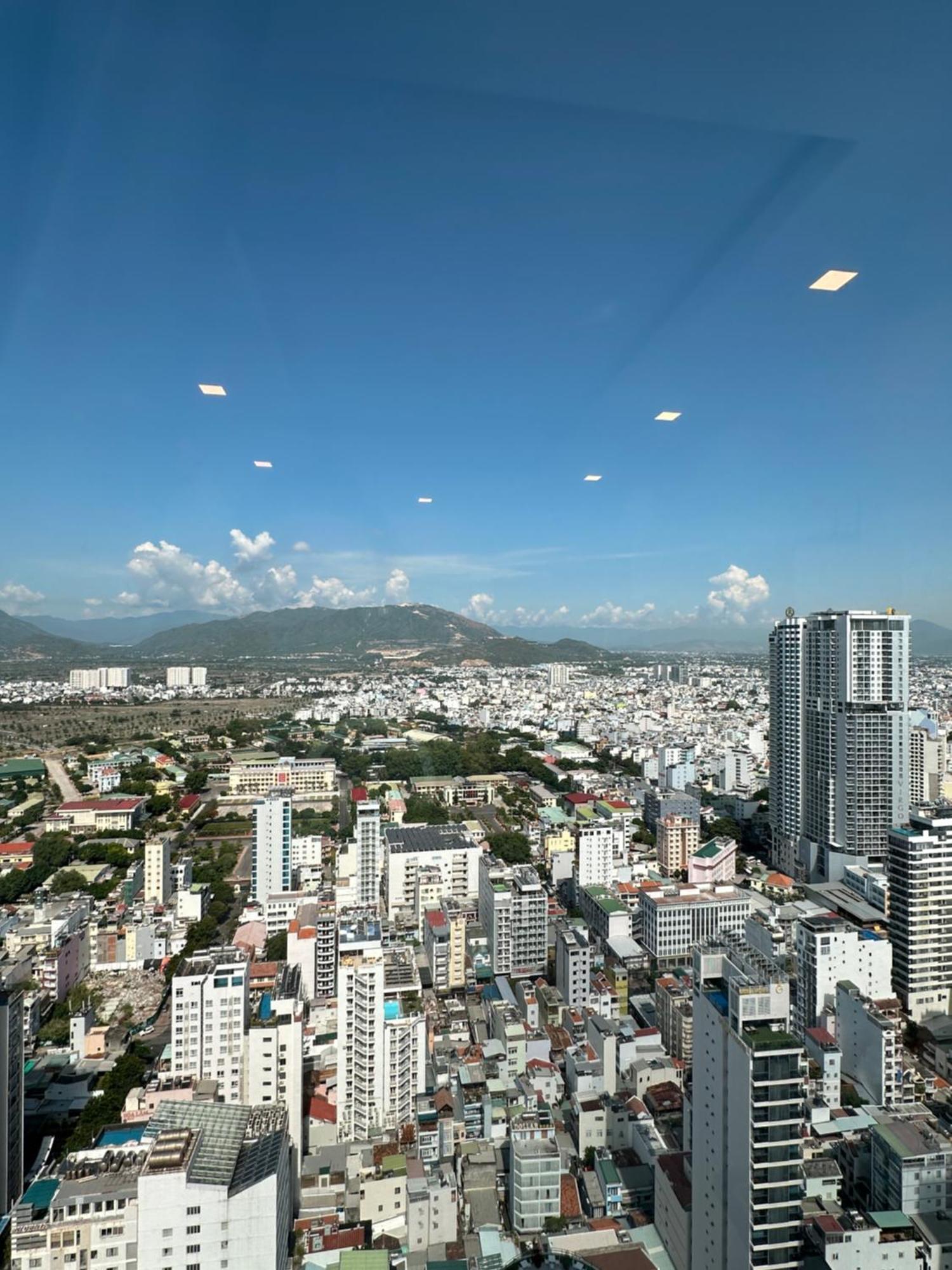 Infinity Sea View Apartment Nha Trang Exterior foto